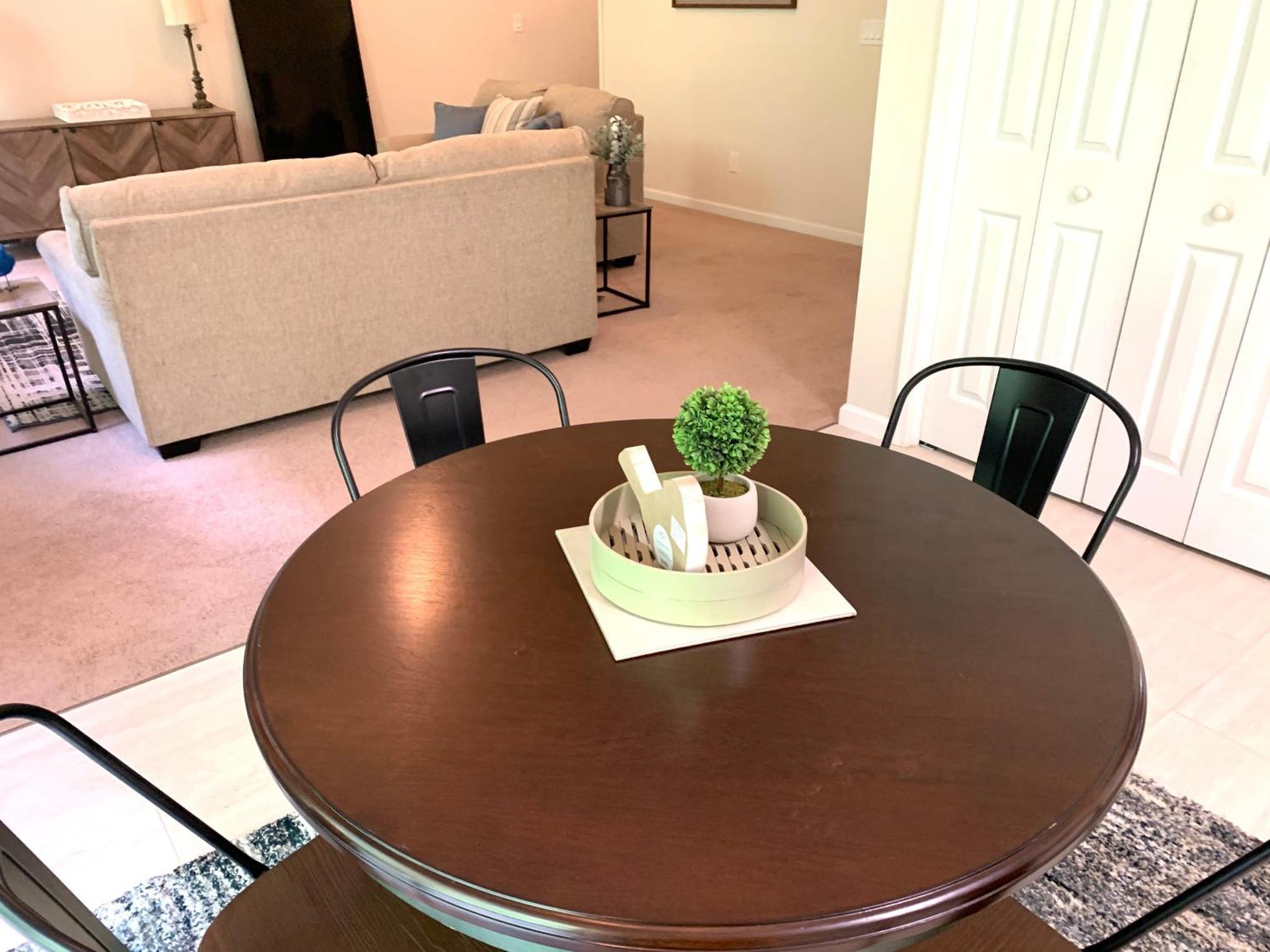Enjoy This Amazing Home With Porch & Grill Near Dt Woodstock Pokój zdjęcie